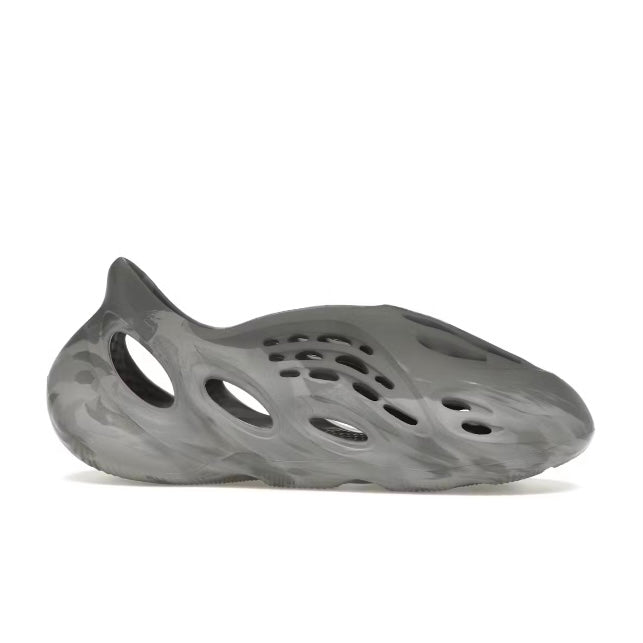 Yeezy Foam RNNR - Mx Granite
